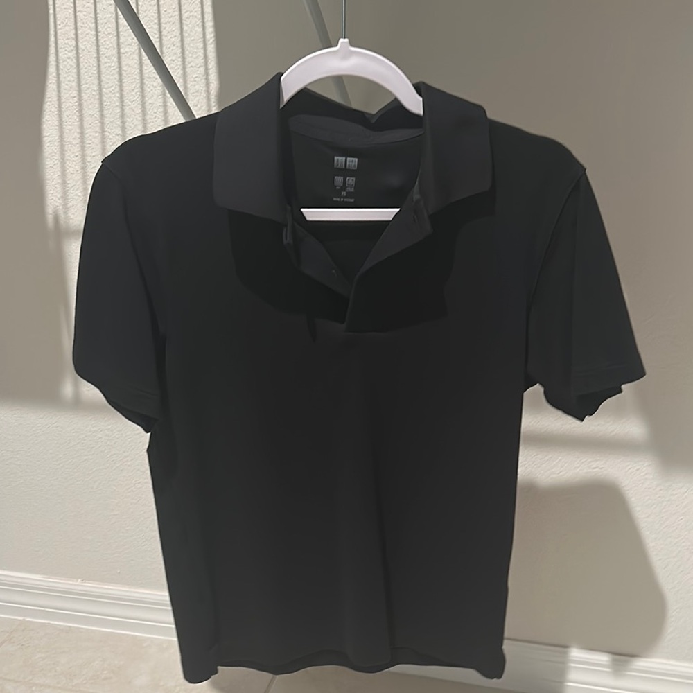 Uniqlo Black Polo Shirt Classic Design